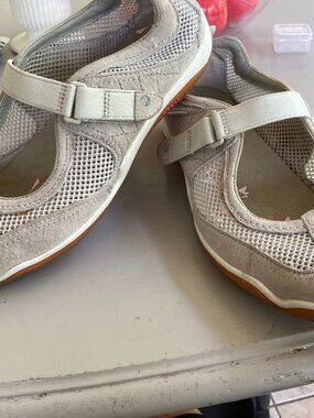 Merrell Mary Jane Sneakers Sz 11 Lorelei Emme Ash Gray J88864